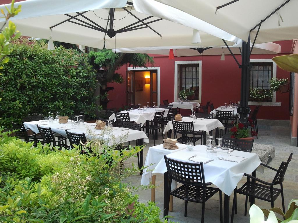 Albergo Croce D'Oro Dolce Екстер'єр фото